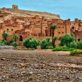 Où se trouve la ville de Aït Ben Haddou?