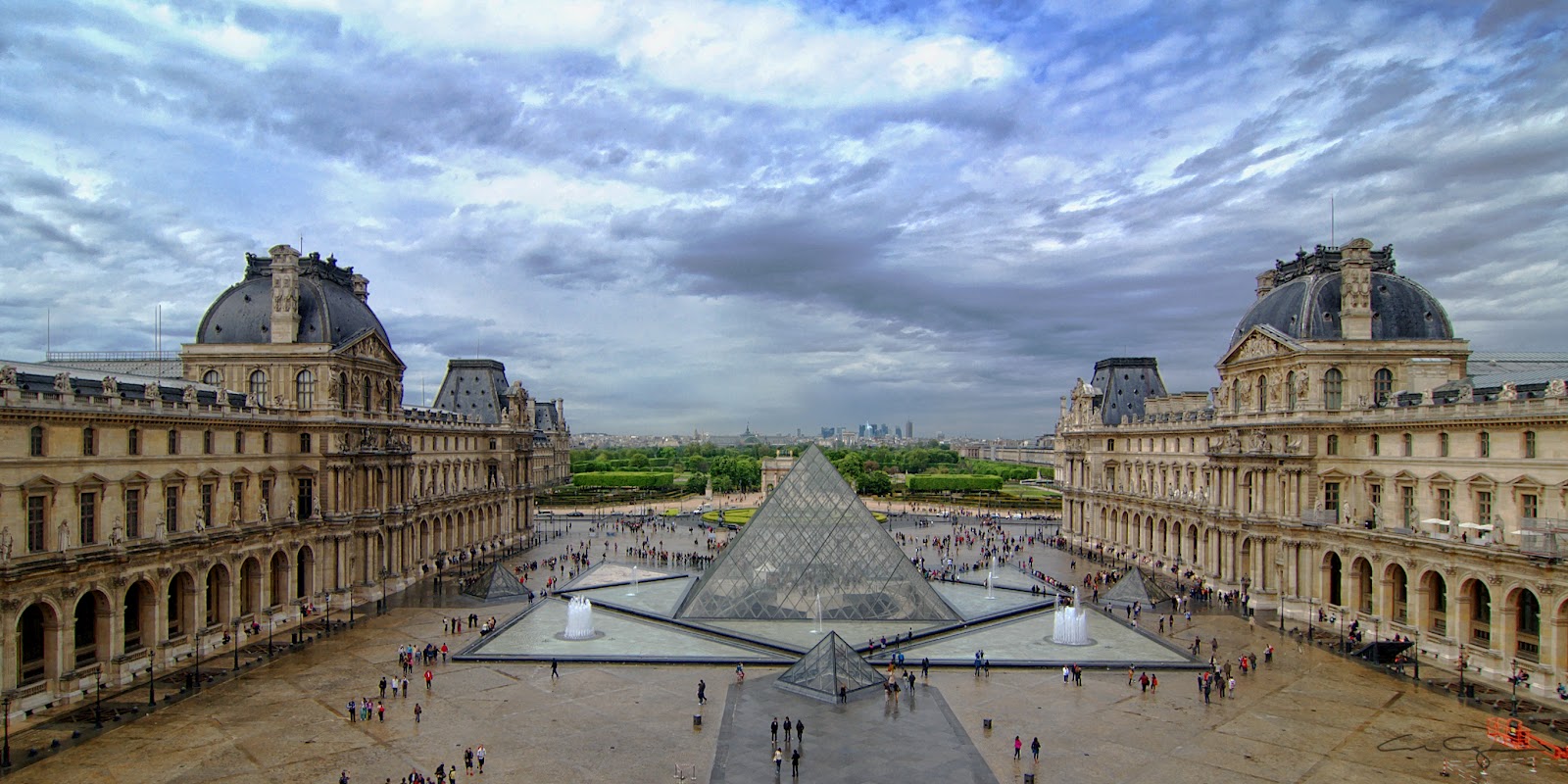 Musee louvre paris