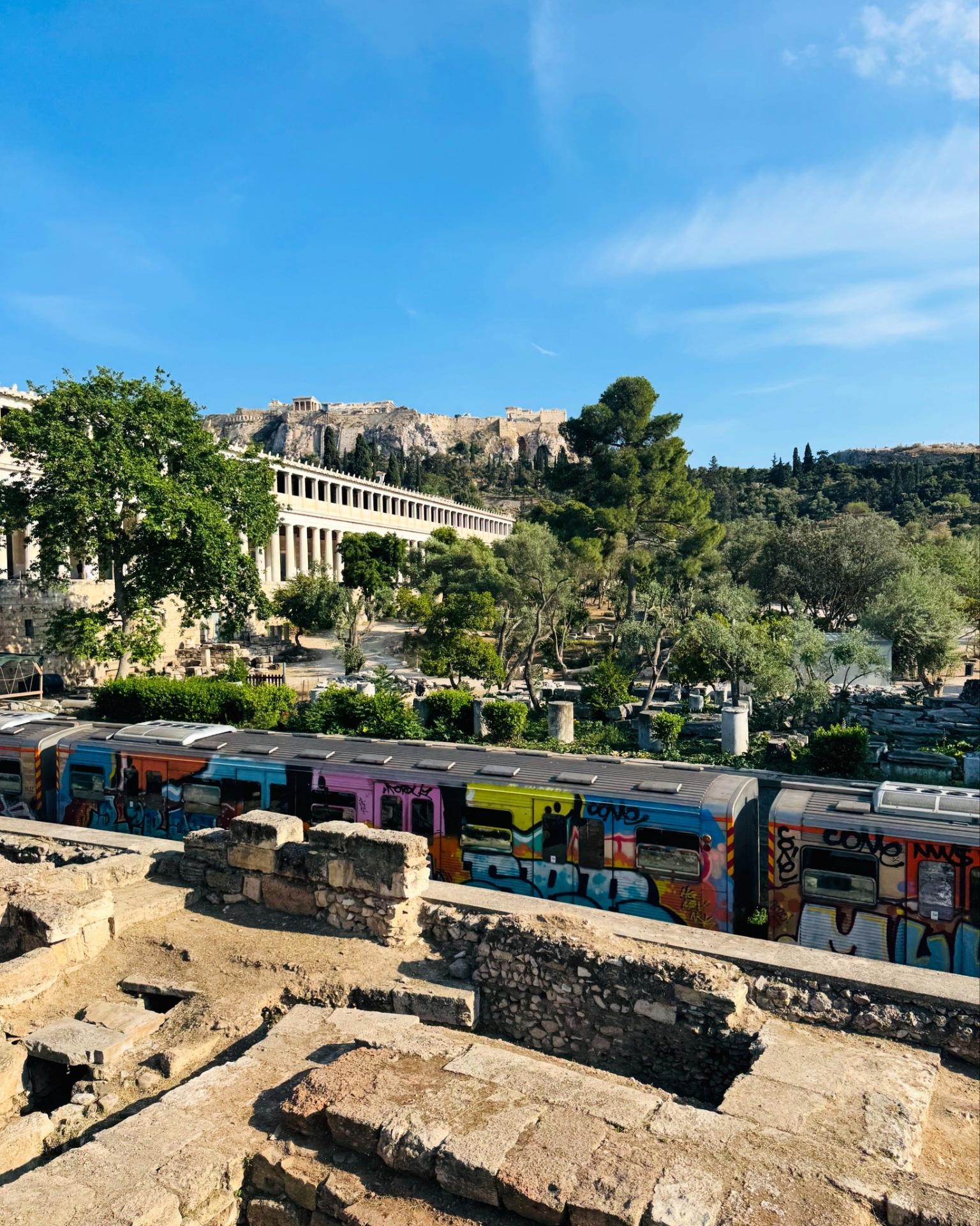 Train athenes
